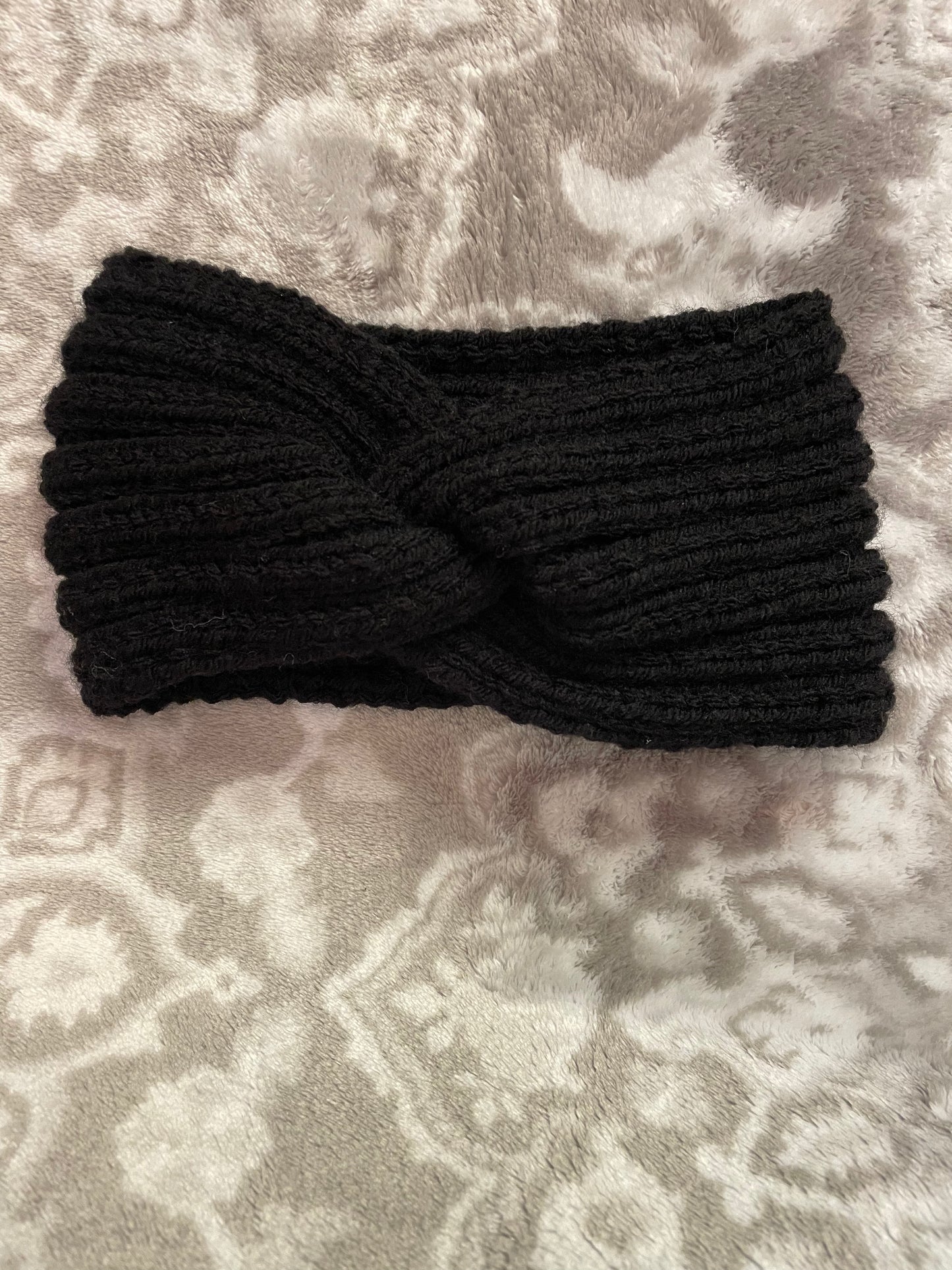 Black head band