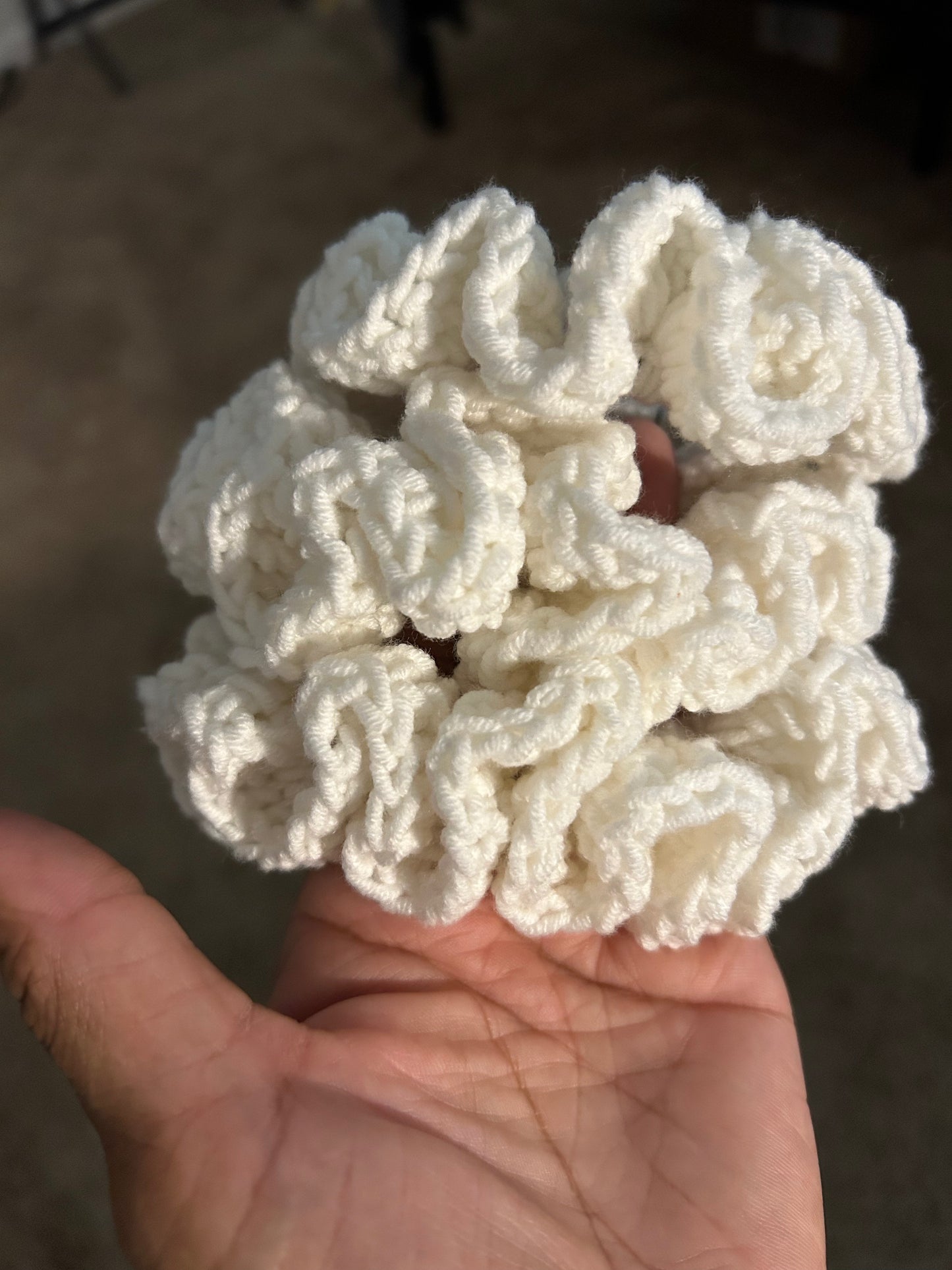 White cotton scrunchie